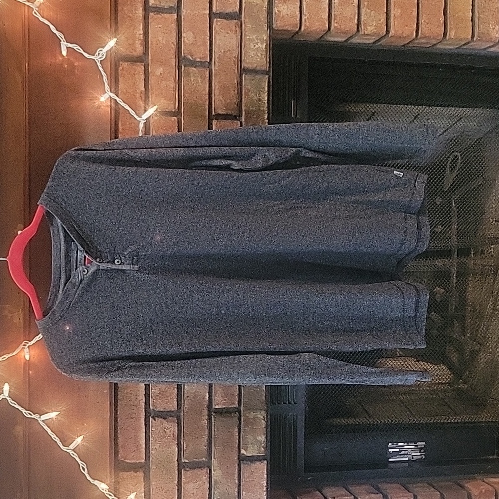 Mens Long sleeve shirt color black.